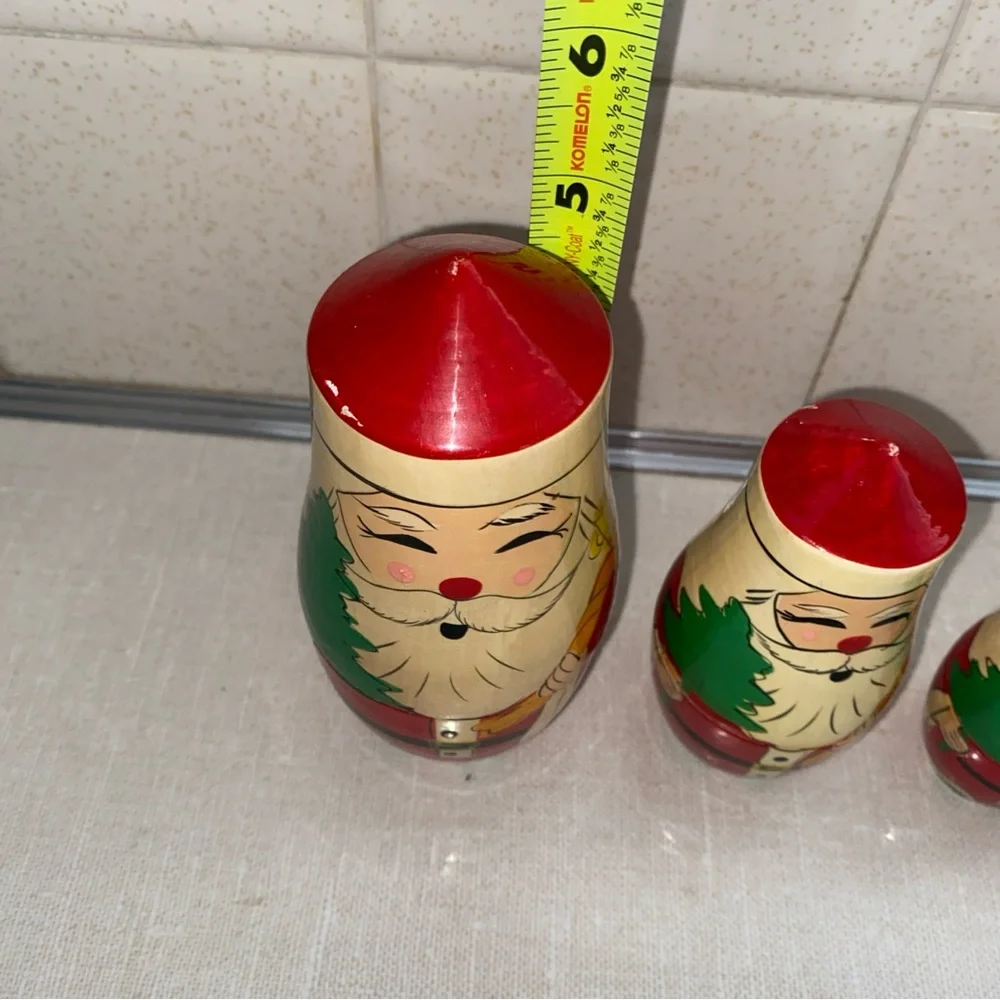 Vintage‎ Wooden 5 Pc Santa Claus Nesting Dolls Painted Christmas